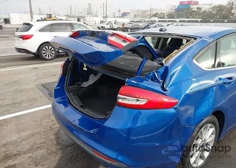 2017 Ford Fusion Hybrid Se из США, поврежденный, VIN 3FA6P0LU4HR313705